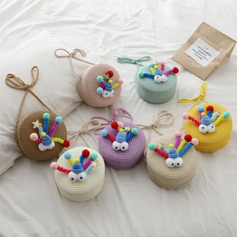 Bolso Bandolera para Niñas con Diseño de Monstruo de Ojos Grandes de Paja Tejida Mini Monedero Redondo con Adorno de Bola de Pelo