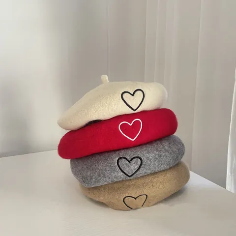 Kids Girls Heart Embroidery Beret Hat Cute Sweet Acrylic Wool Felt Style Painter Hat For Toddlers Children Winter Warm Accessories