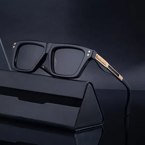 Fashion Square Frame Sunglasses For Men UV400 Protection PC Frame With Metal Hinge Retro Outdoor Driving Shading Sunglasses