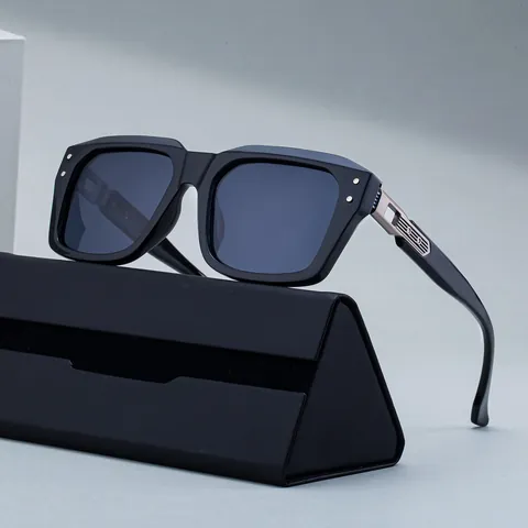 Men Square Polarized Sunglasses UV400 TAC Lens Fashion PC Frame Outdoor Sun Glasses Retro Metal Hinge For Driving Party Travel