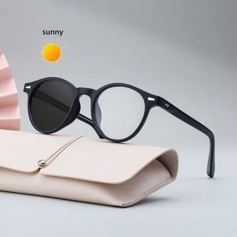 Mode Dames Rond Frame Meekleurende Zonnebril UV400 PC Metaal Retro Bril Voor Buiten Reizen Autorijden Feest Accessoire
