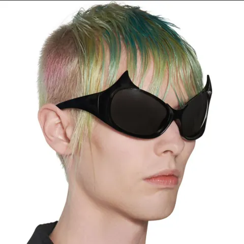 Y2K Fledermausflügel Katzenaugen Sonnenbrille Für Damen Gothic Punk Scharfe Ecke PC Rahmen UV400 Schutz Mode Party Brillen