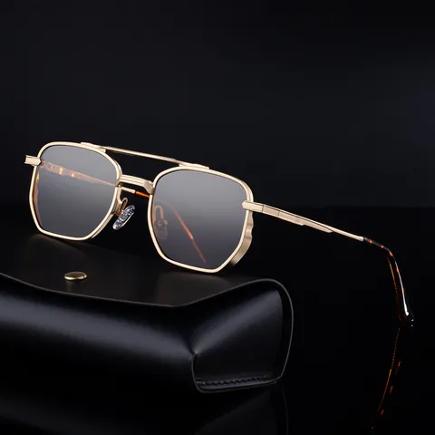 Heren Moderne Vierkante Metalen Frame Zonnebril UV400 Bescherming Outdoor Mode Gradiënt Lens Dubbele Brug Zonnebril