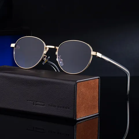 Occhiali da Sole Ovali in Metallo Vintage per Uomo Retro Protezione UV400 Moda Occhiali da Sole All'aperto Con Lenti Sfumate