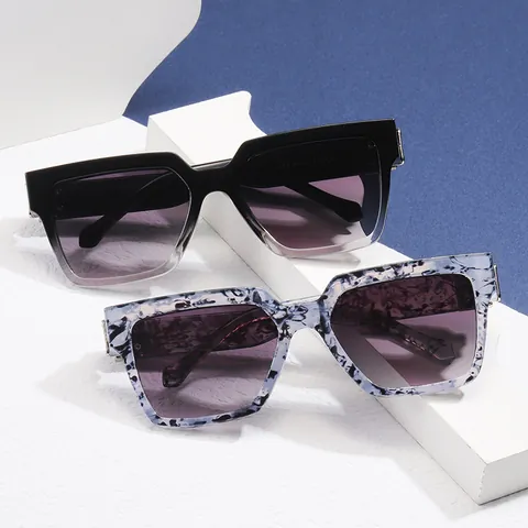Gafas de Sol de Moda con Montura Cuadrada para Mujeres Hombres PC Protección UV400 Retro Gafas de Sol de Montura Grande Estilo de Diseñador de Lujo