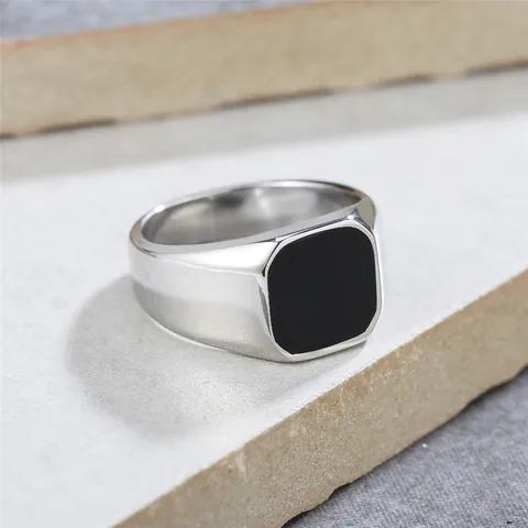 Anello da Sigillo da Uomo in Acciaio al Titanio Minimalista Quadrato Nero Smalto Lucido Accessorio Moda Individuale Anello per Uomo