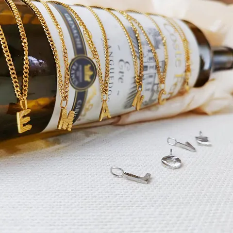 Minimalistische Edelstahl Alphabet Initial Anhänger Halskette Strahlende Textur Panzerkette Gold Silber Unisex Schmuck