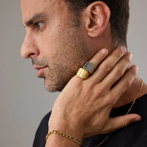Anello a Sigillo Minimalista in Acciaio Inossidabile 316L per Uomo Donna Placcato Oro 18K PVD Faccia Liscia Quadrata Gioielli