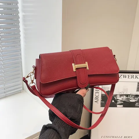 Women Textured PU Leather Underarm Bag Elegant H-Shaped Gold Buckle Flap Single Shoulder Handbag For Daily Commuting