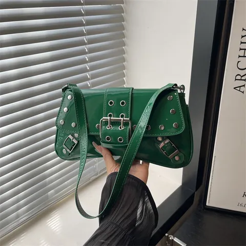 Sac Sous le Bras Y2K Punk pour Femmes Mode Sac à Épaule Verni PU Avec Boucle de Ceinture Sac à Main Uni