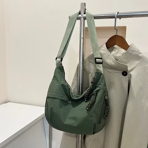 Bolso Dumpling Hobo de Nailon Gran Capacidad para Mujer Color Sólido Casual Bandoulière Con Tirador de Cremallera Trenzado