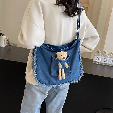 Damen Casual Denim Bär Umhängetasche Große Kapazität Fransenrand Schultertasche Denim Tote Bag Mit Plüschbär Anhänger