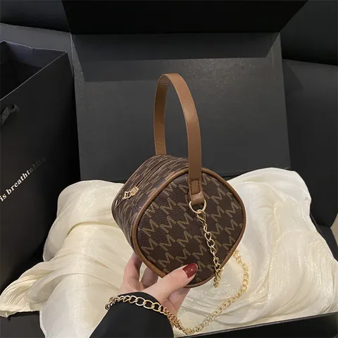 Vintage PU-Leder M-Buchstabendruck Handtasche Für Damen Mode Mini-Zylinder Umhängetasche Goldkette Umhängetasche Alltags-Handtasche