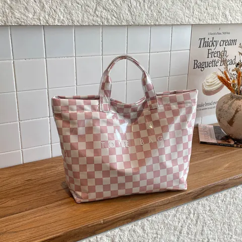Vintage Rode Geruite Tragetasche Voor Dames Grote Capaciteit Waterdichte PVC Schoudertas Retro Grid Patroon Handtas