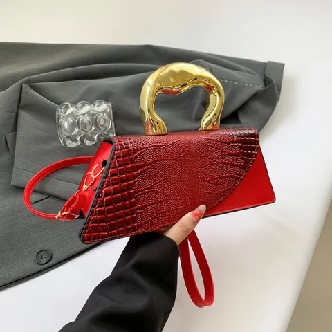 Sac à Main Femme en Cuir PU Motif Crocodile Poignée en Métal Doré Irrégulière Sac Bandoulière Asymétrique Petit Sac Carré