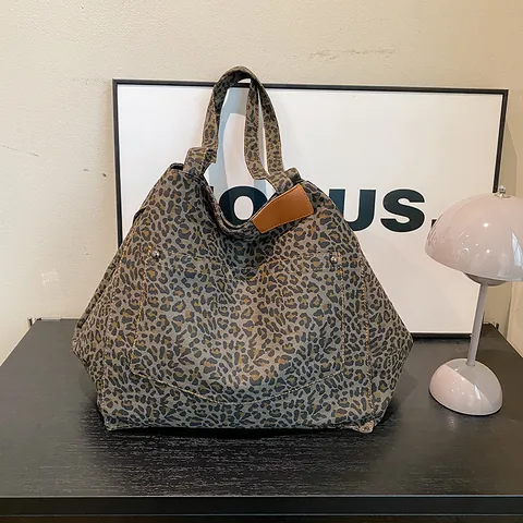 Damen Retro Leopardenmuster Canvas Tote Bag Große Kapazität Pendeln Schultertasche Mit Nieten Street Fashion Casual Handtasche