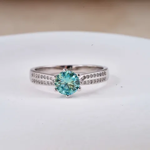 925 Sterling Silver Moissanite Ring For Women Six Prong Round Cut Solitaire Engagement Wedding Ring With Sparkling Zirconia Side Stones Jewelry Gift