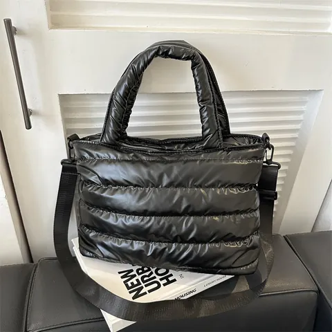 Damen Gesteppte Puffer Tragetasche Glänzende Nylon Gepolsterte Schultertasche Umhängetasche Mode Metallic Alltag Tasche