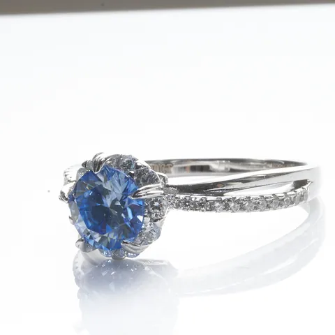 1 Carat Round Moissanite Ring For Women 925 Sterling Silver Halo Crossover Shank Blue Red Gemstone Engagement Jewelry