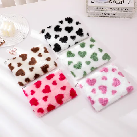 Astuccio in Peluche con Motivo a Cuore Grande Capacità Organizer per Cancelleria Borsa con Cerniera in Metallo per Ragazze Studenti