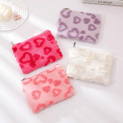 Astuccio Peluche a Forma di Cuore Portatile in Lana di Agnello Borsa per Trucco Morbida Borsa da Viaggio per Studenti Ragazze Cancelleria