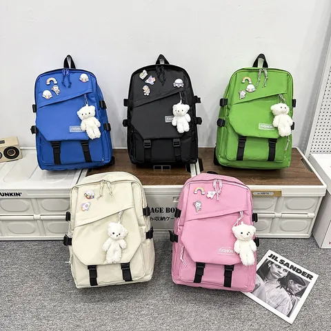 Grote Capaciteit Nylon Schoolrugzak Voor Tieners Preppy Stijl Rugtas Met Badges En Beerhanger Casual Dagrugzak