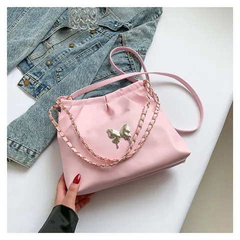 Sac Seau Plissé en Cuir PU Souple pour Femme avec Boucle en Métal Papillon Sac à Bandoulière Casual Chaîne Main Élégant