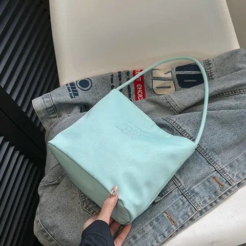 Minimalistische Nylon Achseltasche Für Damen Mode Buchstabenstickerei Umhängetasche Lässige Tägliche Tragetasche Handtasche