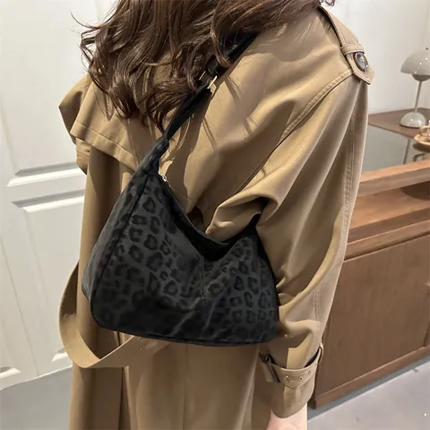 Borsa a Spalla Hobo da Donna con Stampa Leopardata in Tessuto Scamosciato Tracolla Larga Regolabile Borsa Casual Moda