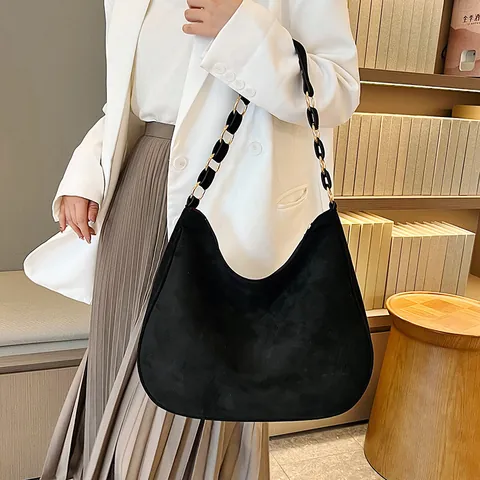 Bolso Hobo de PU Mate para Mujer Gran Capacidad Bolso de Hombro Media Luna Cadena de Metal Casual Diario Minimalista