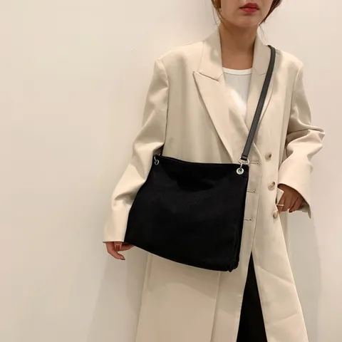 Women Corduroy Shoulder Bag Large Capacity Solid Color Striped Tote Bag With PU Leather Strap Casual Minimalist Commute Bag