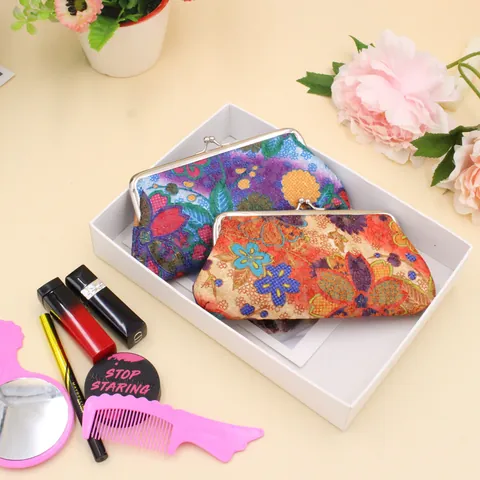Porte-Monnaie Vintage Broderie Florale Avec Fermoir Baiser Cadre En Métal Pochette En Tissu Brocart Oriental Pour Femmes Style Rétro