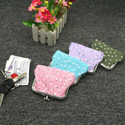 Monedero de Algodón con Flores Vintage para Mujer con Cierre de Beso de Metal Pequeño Tarjetero Cartera de Doble Capa Mini Bolsa