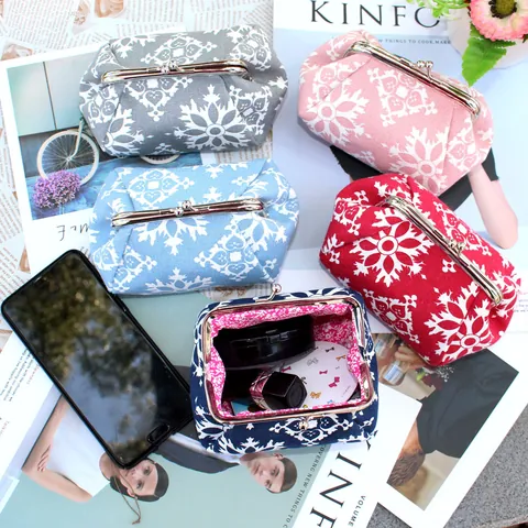 Vintage Etnische Stijl Stof Munttasje Kiss-lock Mini Make-Up Tas Voor Vrouwen Sneeuwvlok Mandala Print Handheld Sleutelzakje