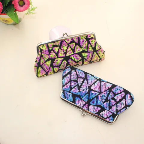 Damen Vintage Pailletten Geometrisch Dreieck Clutch Tasche Metall Clipverschluss Münzgeldbörse Abend Party Mini Handtasche