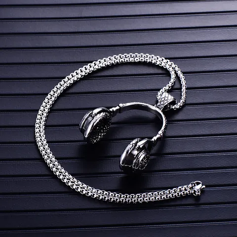Hip Hop Headphones Pendant Necklace For Men Women Retro Stainless Steel Chain Alloy Music Earphone Jewelry Accessories Gift