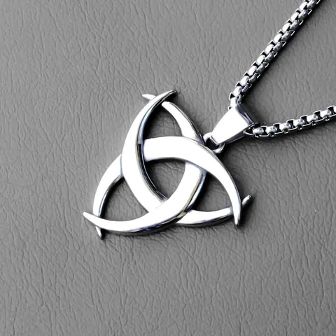 Collana con Ciondolo in Lega e Catena in Acciaio Inossidabile da Uomo Vintage Gothic Punk Totem Animale Vichingo Nodo Celtico Gioielli Regalo