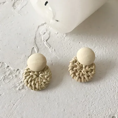 Bohemian Rattan Woven Wood Stitching Geometric Round Stud Earrings For Women Vintage Pastoral Style Beach Vacation Jewelry