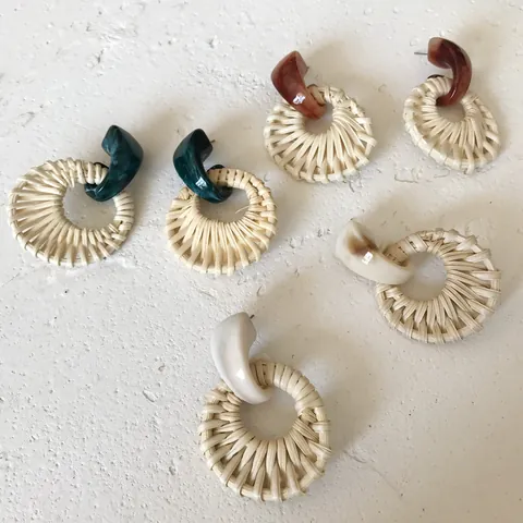 Bohemian Resin Rattan Woven Stud Earrings Vintage Geometric Handmade Straw Drop Earrings For Women Summer Vacation Jewelry