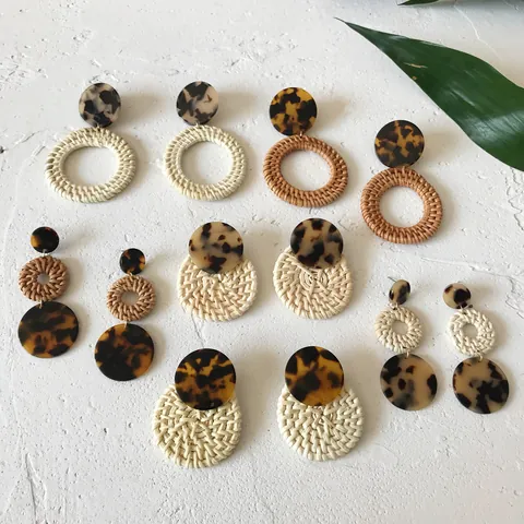 Bohemian Geometric Round Rattan Woven Drop Earrings For Women Resin Tortoiseshell Leopard Pattern Handmade Beach Vacation Earrings