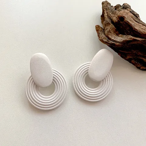 Vintage Geometric Wooden Spiral Drop Earrings Bohemian Circular Wood Dangle Earrings Retro Statement Jewelry For Women