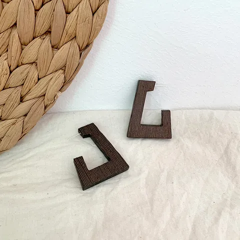 Vintage Korean Style Geometric Natural Wood Stud Earrings For Women Minimalist Dark Brown Textured Wooden Earring Jewelry
