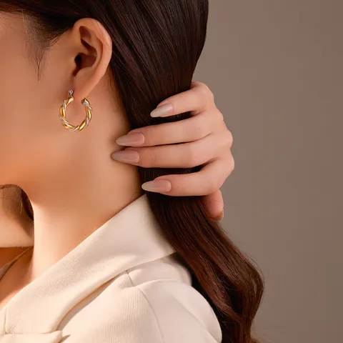 Fashion Stainless Steel C Shape Hoop Earrings Two Tone Gold Silver Plated Geometric Twist Stud Earrings For Women Daily Wear Jewelry