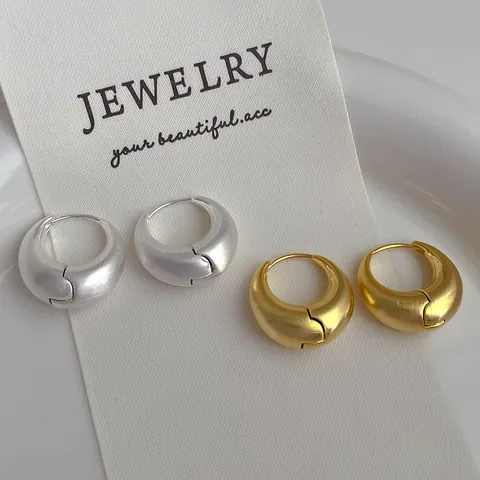 Boucles d'Oreilles Anneaux Chunky en Cuivre Brossé Minimaliste Plaqué Or Argent Mat Fini Satiné Bijoux de Mode pour Femmes