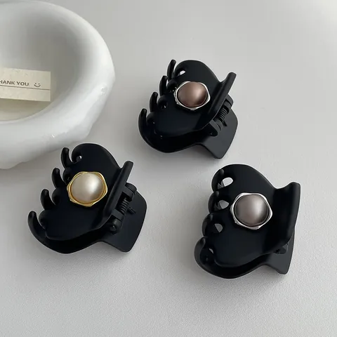 Matte Black High Ponytail Shark Clip With Faux Artificial Pearl Alloy Wave Border Acetate Hair Claw For Women Commute Daily Hair Accessory