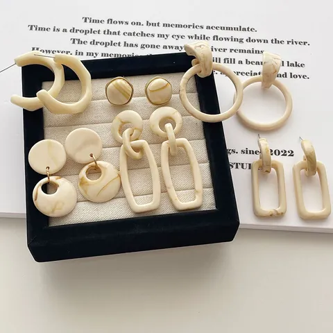 Geometrische Marmeren Textuur Hars Acryl Oorbellen Retro Simpel Beige Crème Druppel Oorknopjes Voor Vrouwen Veelzijdige Sieraden