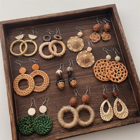 Bohemian Vintage Handmade Rattan Woven Drop Earrings For Women Ethnic Style Geometric Wood Bead Bamboo Straw Dangle Earrings