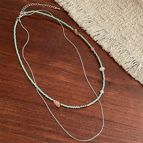 Collier Double Épaisseur Style Chinois Perles Vert Menthe et Chaîne en Argent Alliage Ras du Cou pour Femme Bijoux Vintage