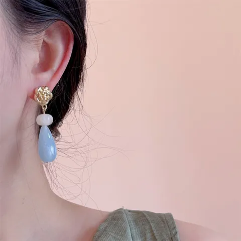 Vintage French Style Rose Flower Alloy Earrings With Colorful Teardrop Acrylic Pendant Elegant Jewelry For Women Daily Wear