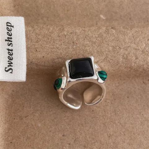 Vintage Irregular Lava Texture Alloy Open Ring For Women Green Zirconia Artificial Pearl Square Black Gemstone Retro Luxury Finger Ring Accessory